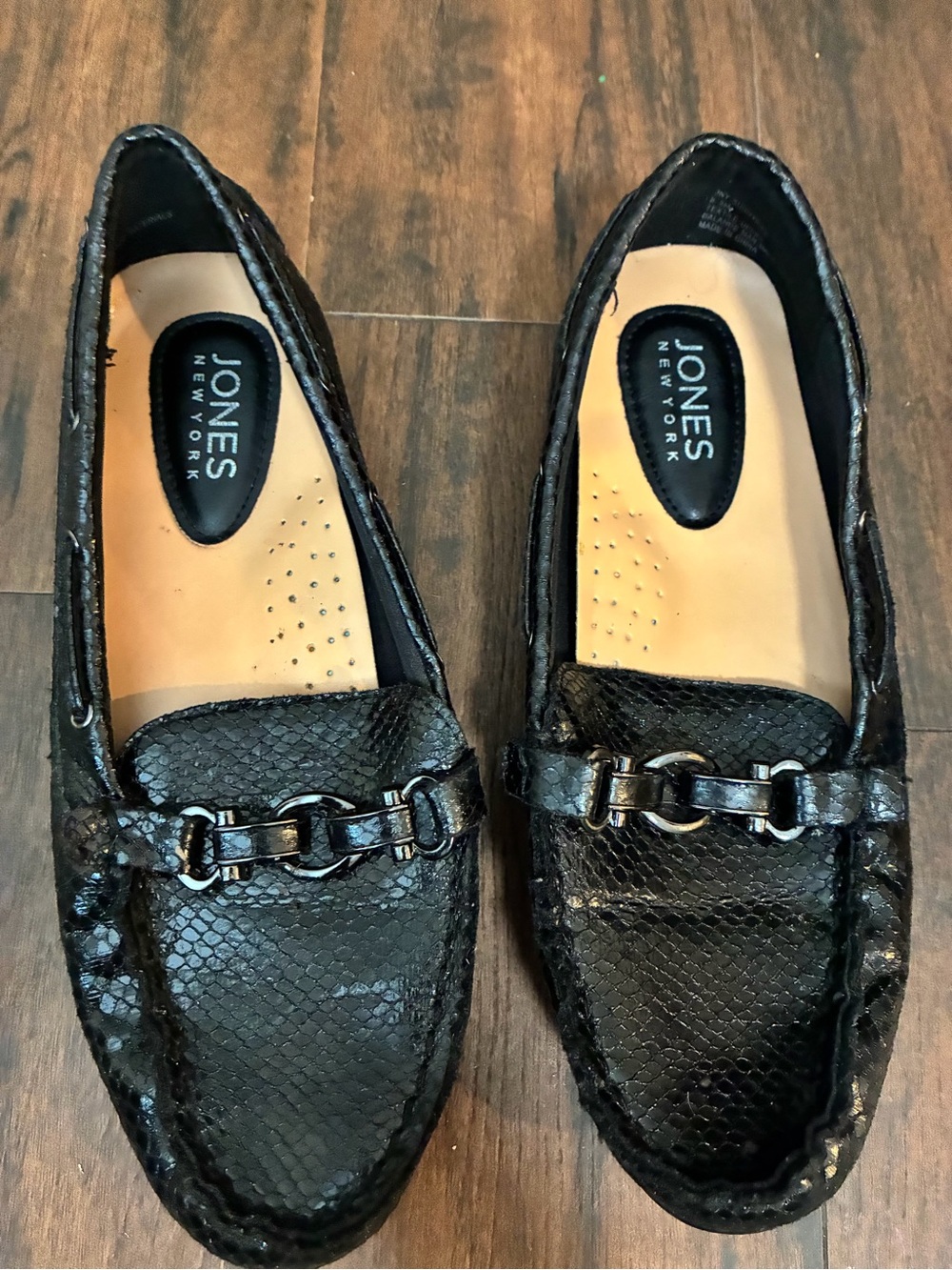 Jones New York Black Snake Loafers dress shoes 8.5 women’s work